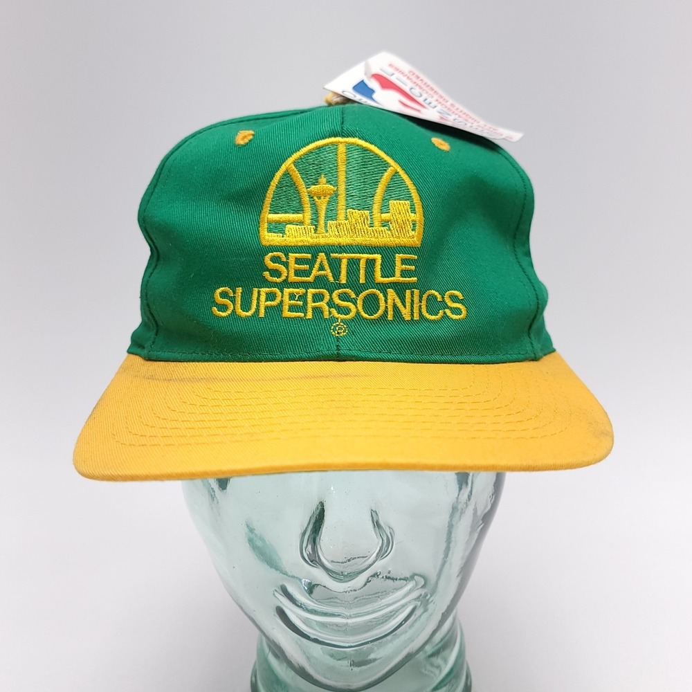 Vintage Seattle SuperSonics Snapback Hat Drew Pearson NBA Green Yellow Skyline